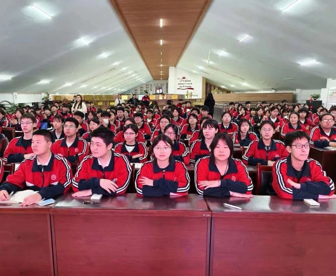 华展教育中心||解锁学习密码，赋能高效成长——我校学科学习策略指导活动燃动校园